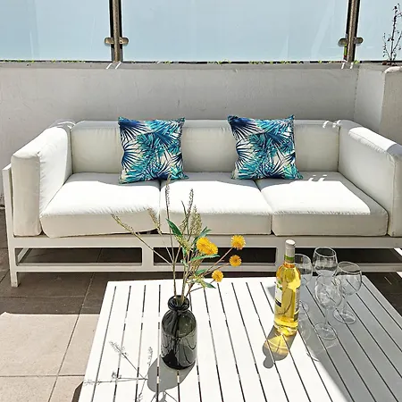 Ivy Nueva Andalucia, Near Puerto Banus *