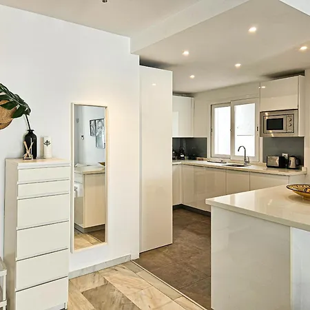 아파트 Ivy Nueva Andalucia, Near Puerto Banus