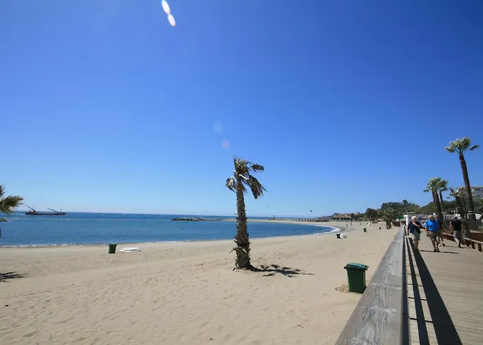 Ivy Nueva Andalucia, Near Puerto Banus Διαμέρισμα